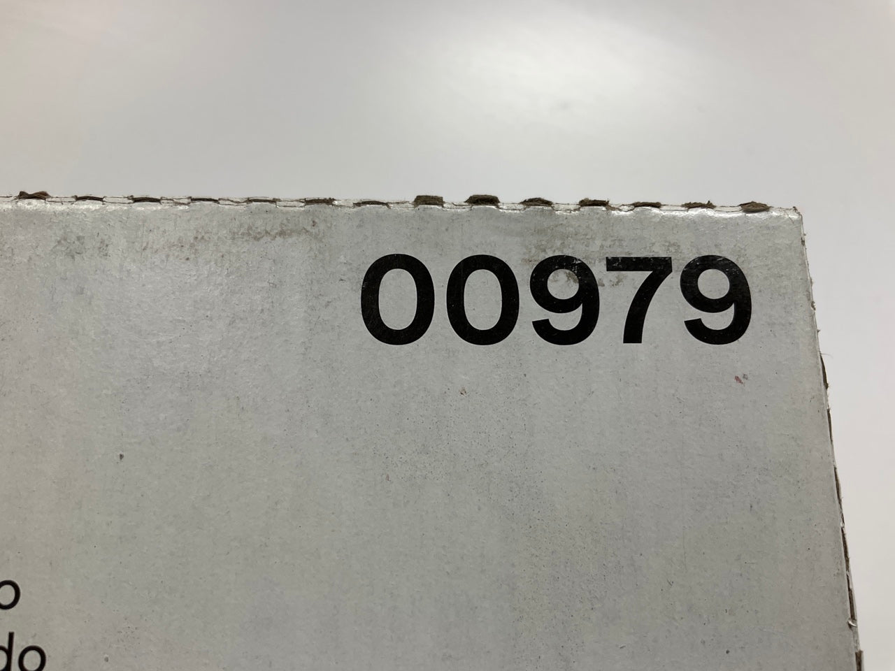 3M 00979 Hookit Gold Sanding Disc 236U, 6 Inch, P180C Grit (100 Discs/Box)