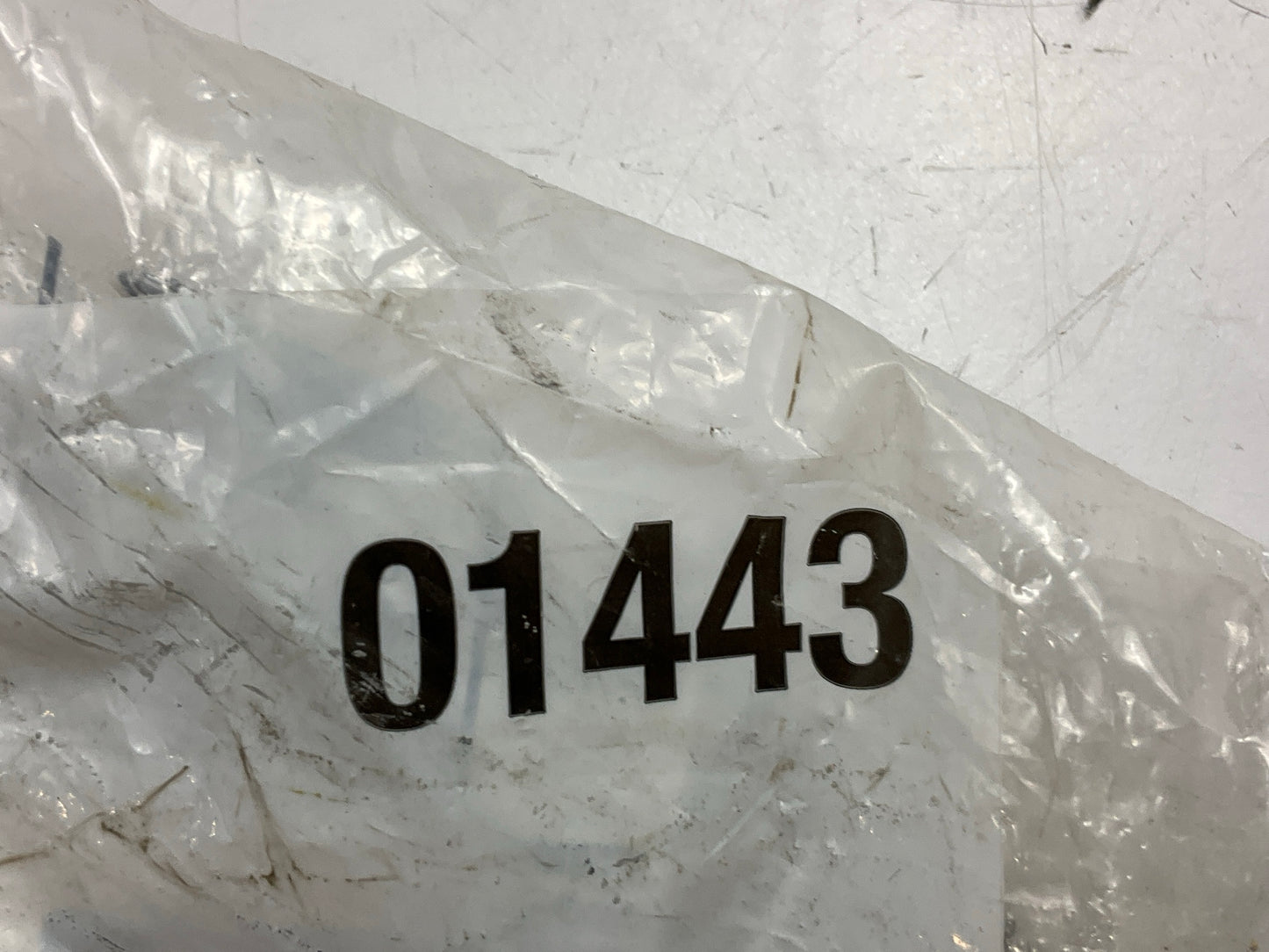 3M 01443 Stikit Gold Sanding Disc Roll 6'' P80A 80 Grit (125 Discs/Roll)