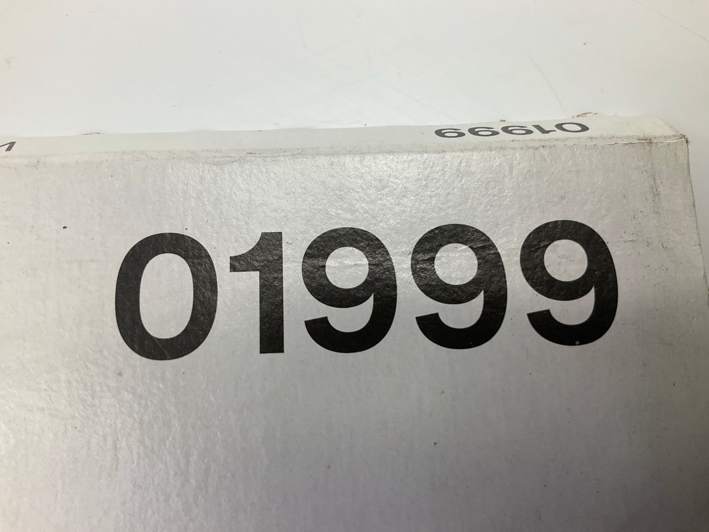 18 Sheets Total - 3M 01999 Sandpaper Sheets, 3000 Grit, Wetordy, 9''x11''