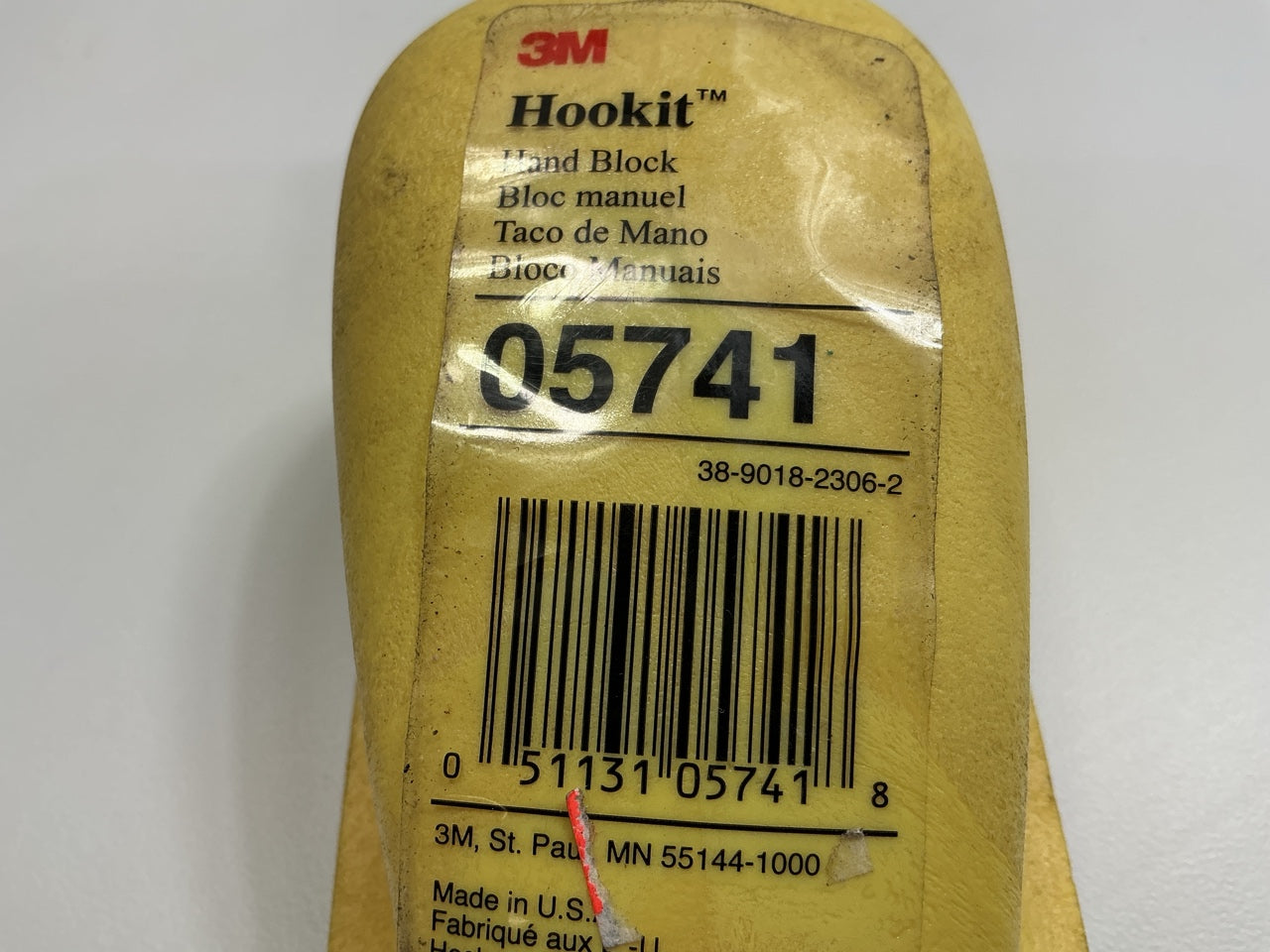 3M 05741 Hookit 2-3/4'' X 7-3/4'' Hand Sanding Block