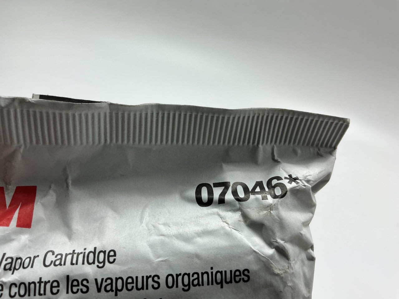 3M 07046 Organic Vapor Filter Cartridge 6001 - 2 Pack (as Shown) Exp. 08-2028