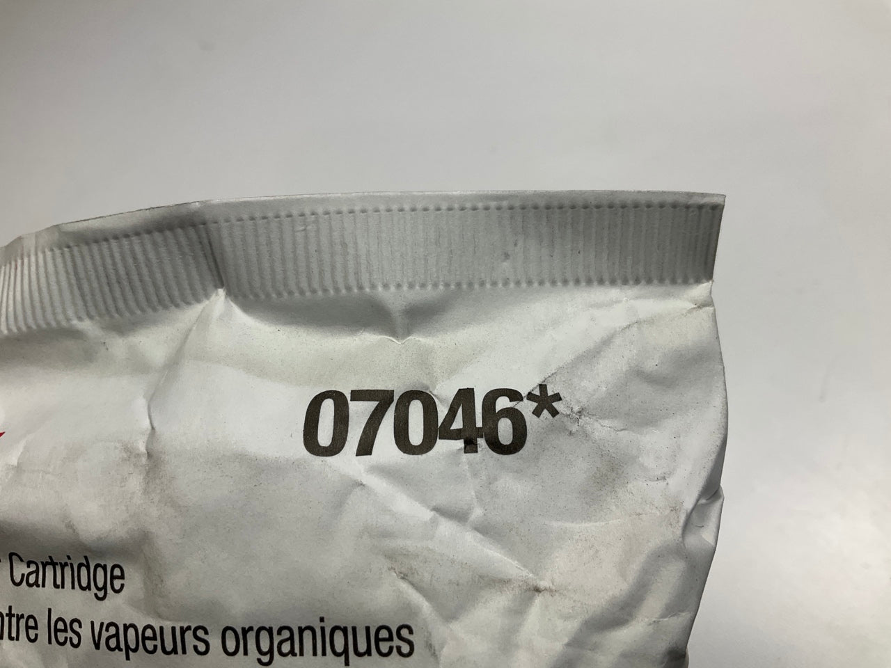 3M 07046 Organic Vapor Cartridge 6001 - 2 Pack (as Shown) Exp. 05/2027