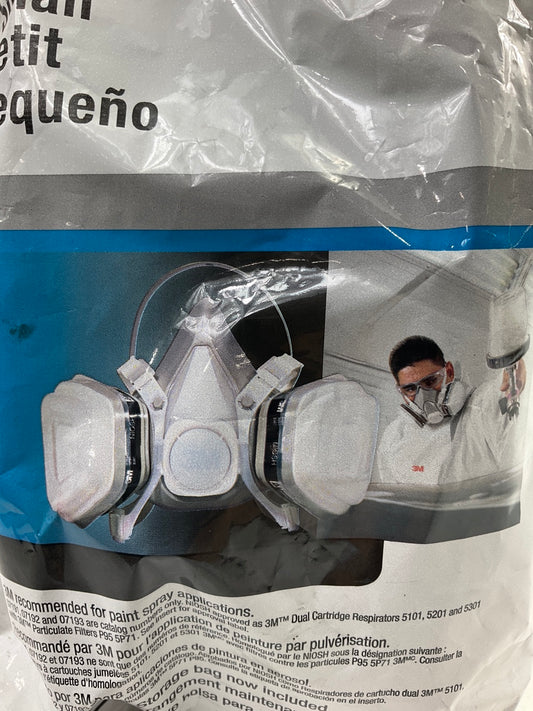 3M 07191 Dual Cartridge Respirator Assembly, Organic Vapor/P95 Small 02/2026 Exp
