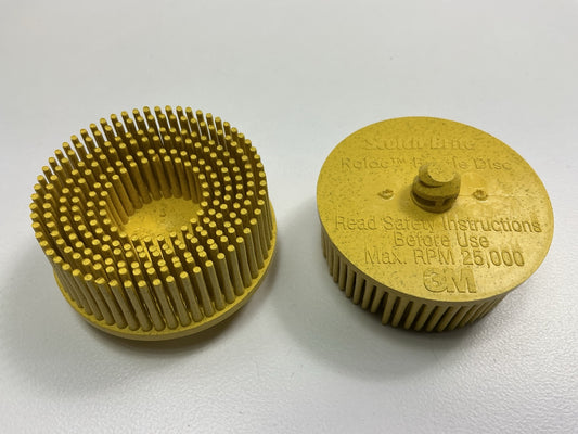 3M 07525 Yellow 2'' Inch Scotch-Brite Roloc Bristle Disc - 80 Grit, 10 / Pack