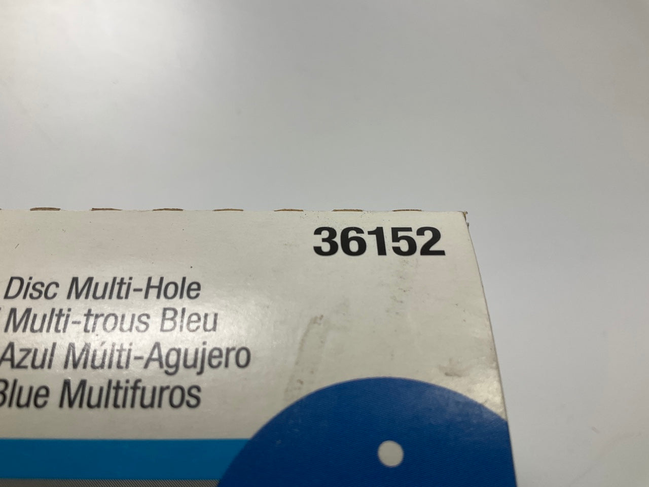 3M 36152 Hookit Blue Abrasive Sanding Disc 321U Multi-hole 3 '', 500 Grit, 50 Pcs