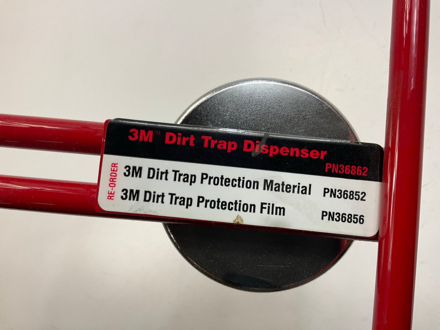 3M 36862 Surface Protection Dirt Trap Material Magnetic Dispenser 28 Inch