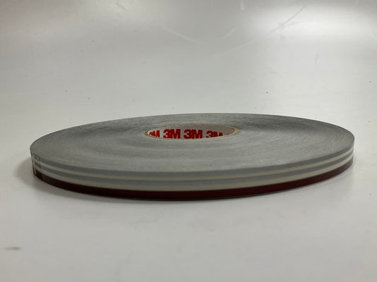 3M 74750 Pinstripe Striping Tape 5/16'' X 150' Burg Metallic / Silver Metallic