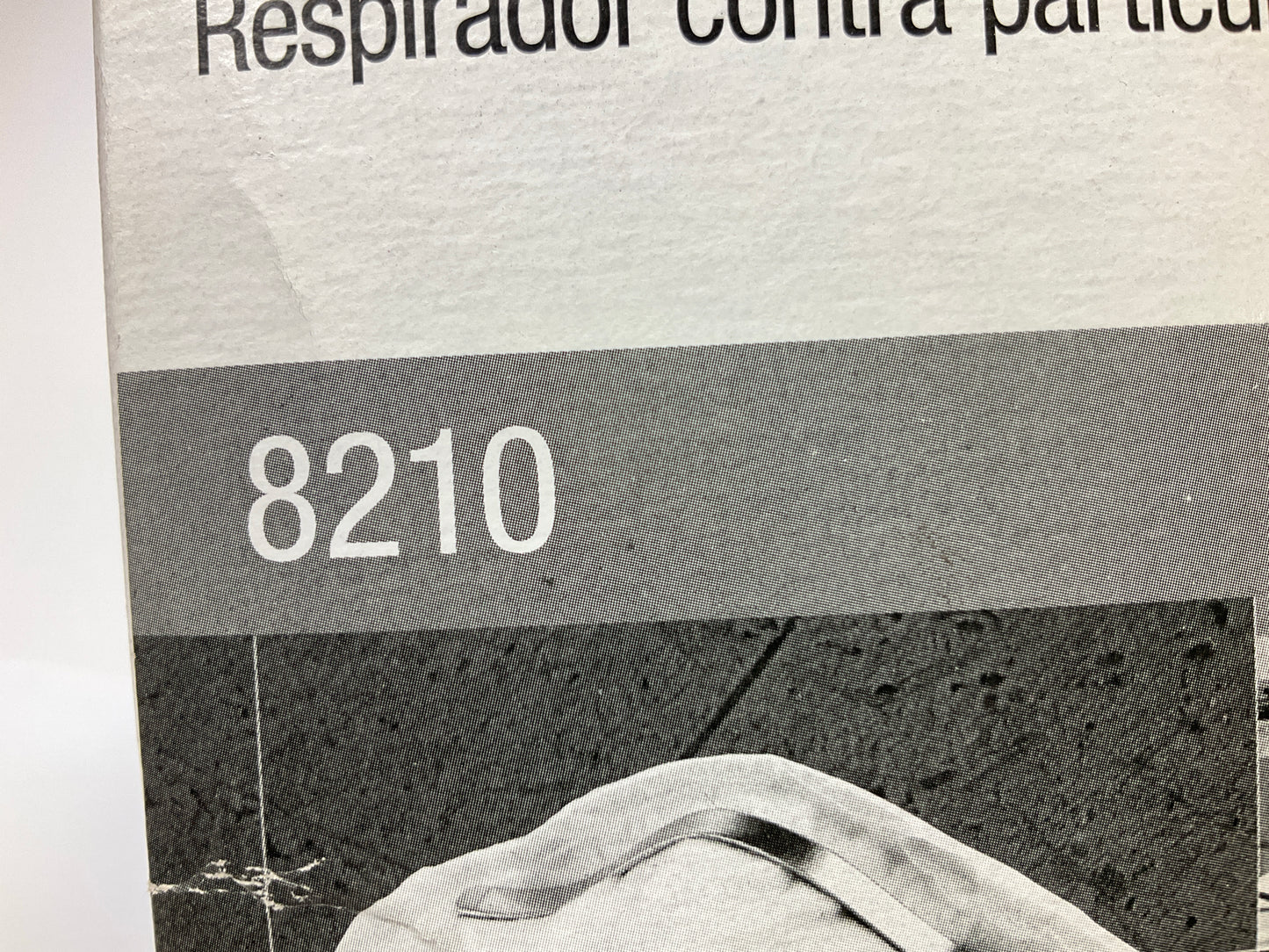 3M 8210 N95 Particulate Respirator Face Mask - 20 Pcs - EXP 11/2026