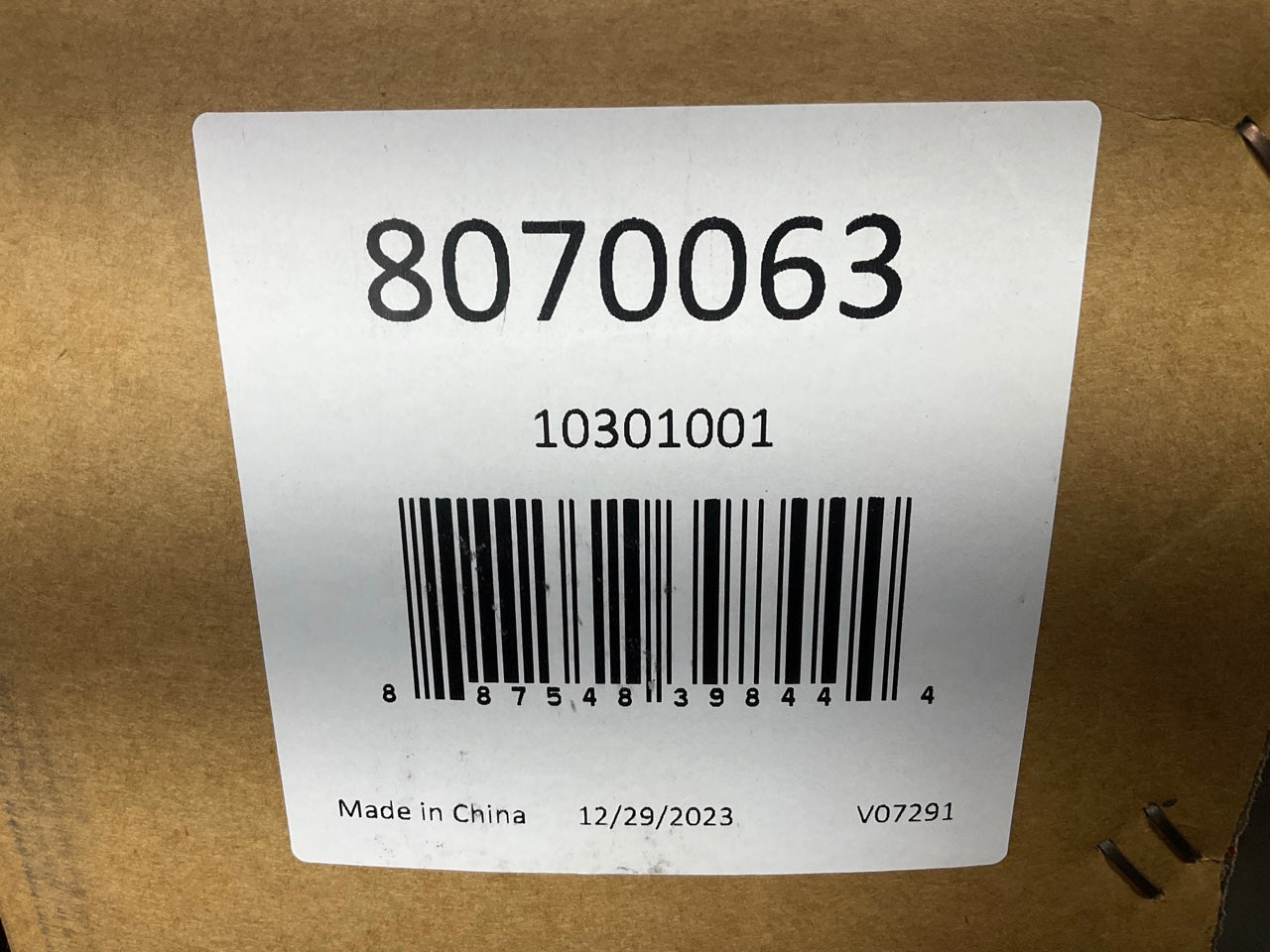 Agility 8070063 Radiator For 2009-2013 Peterbilt 384, 2008-2013 Peterbilt 386