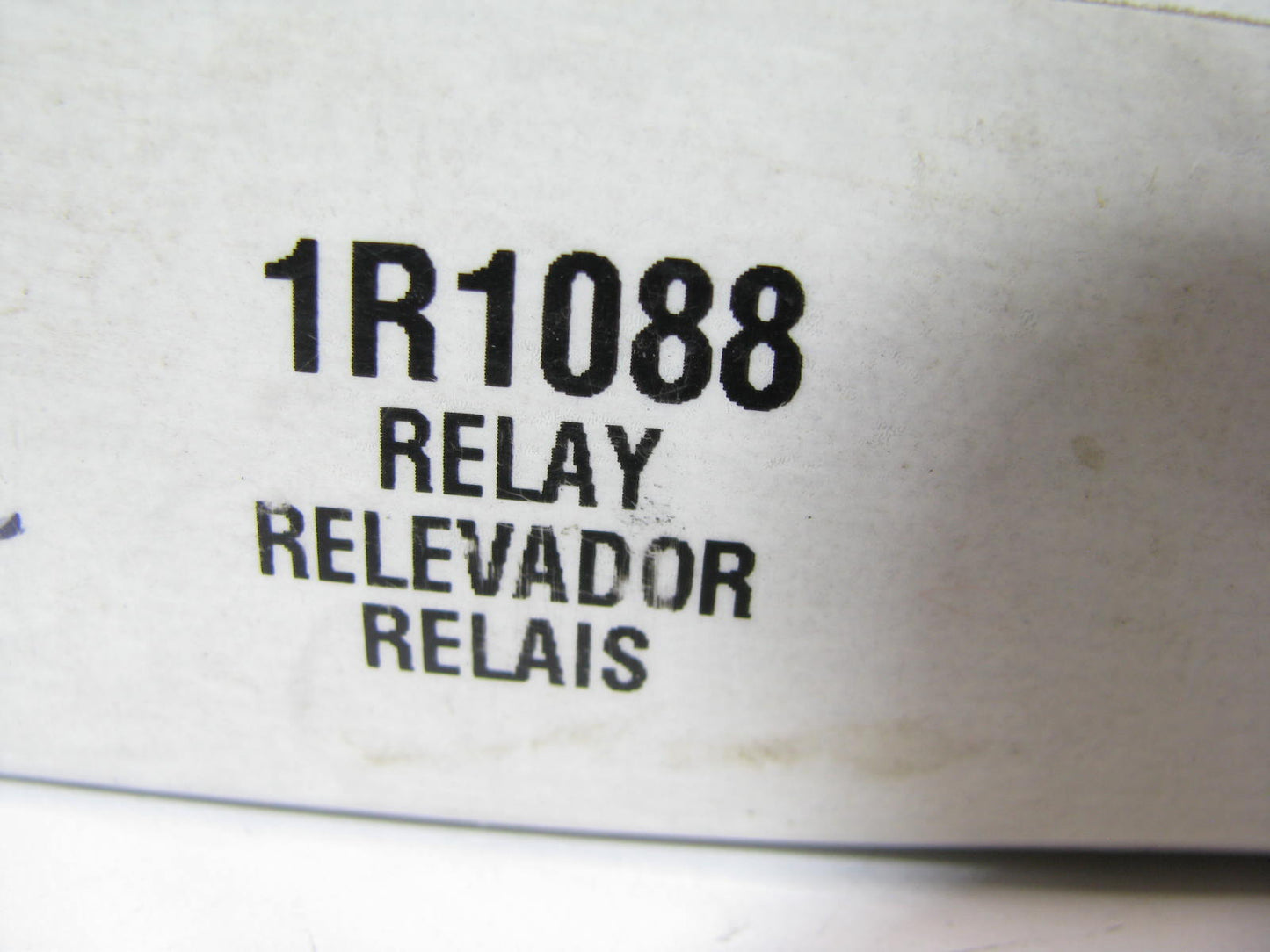 Airtex 1R1088 Rear Window Defogger Relay 1992-1995 Chevrolet Astro & GMC Safari
