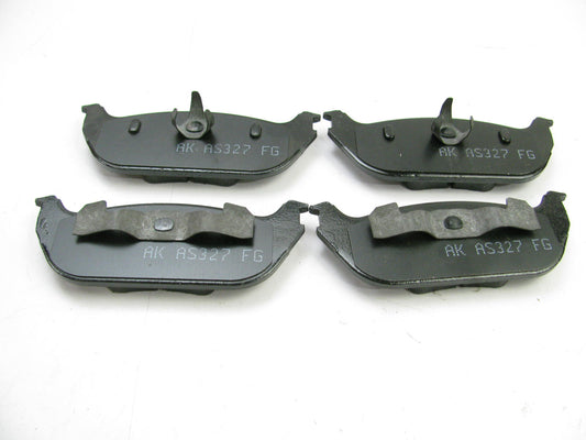 Akebono D952CP Rear Disc Brake Pad Set- For 03-05 Lincoln Aviator