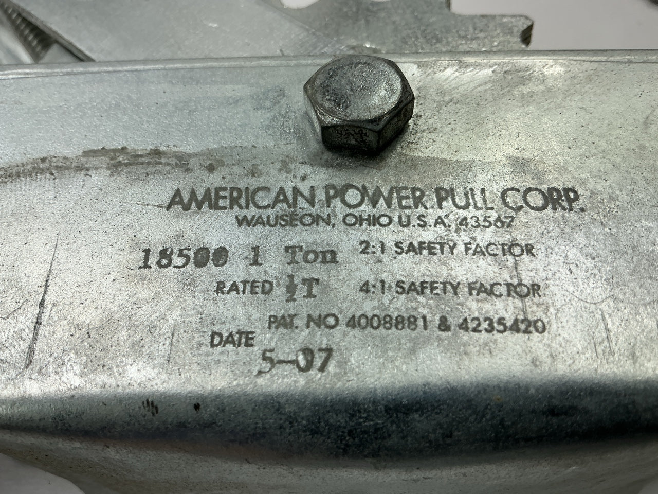 OPEN BOX, AS SHOWN - AMERICAN POWER PULL CORP 18500 Cable Puller, 1-Ton