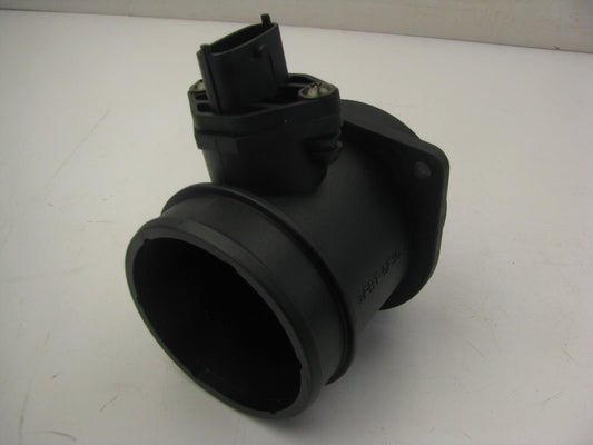 Apwi MAF1065 MAF Mass Air Flow Sensor for 1999-2002 Volvo 2.3L 2.4L