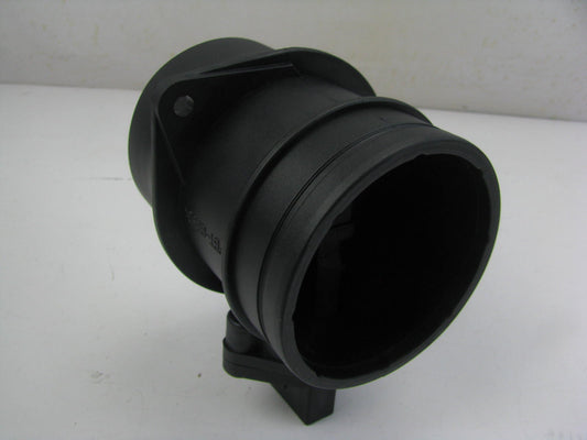 Apwi MAF1130 MAF Mass Air Flow Sensor For 2001-2002 Audi TT Quattro 1.8L-L4