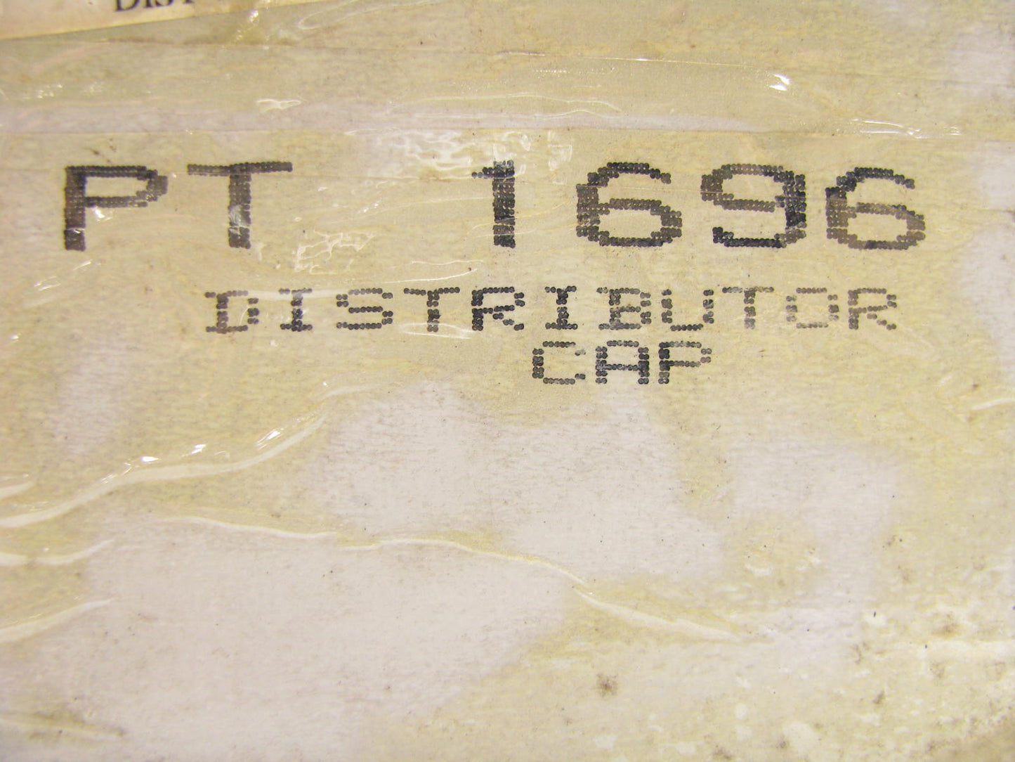 Auto Tune PT1696 Ignition Distributor Cap For 1975-1976 Ford Mercury 2.3L-L4