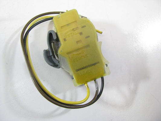 Auto Tune PT32996B Rear Tail Turn Signal Lamp Socket