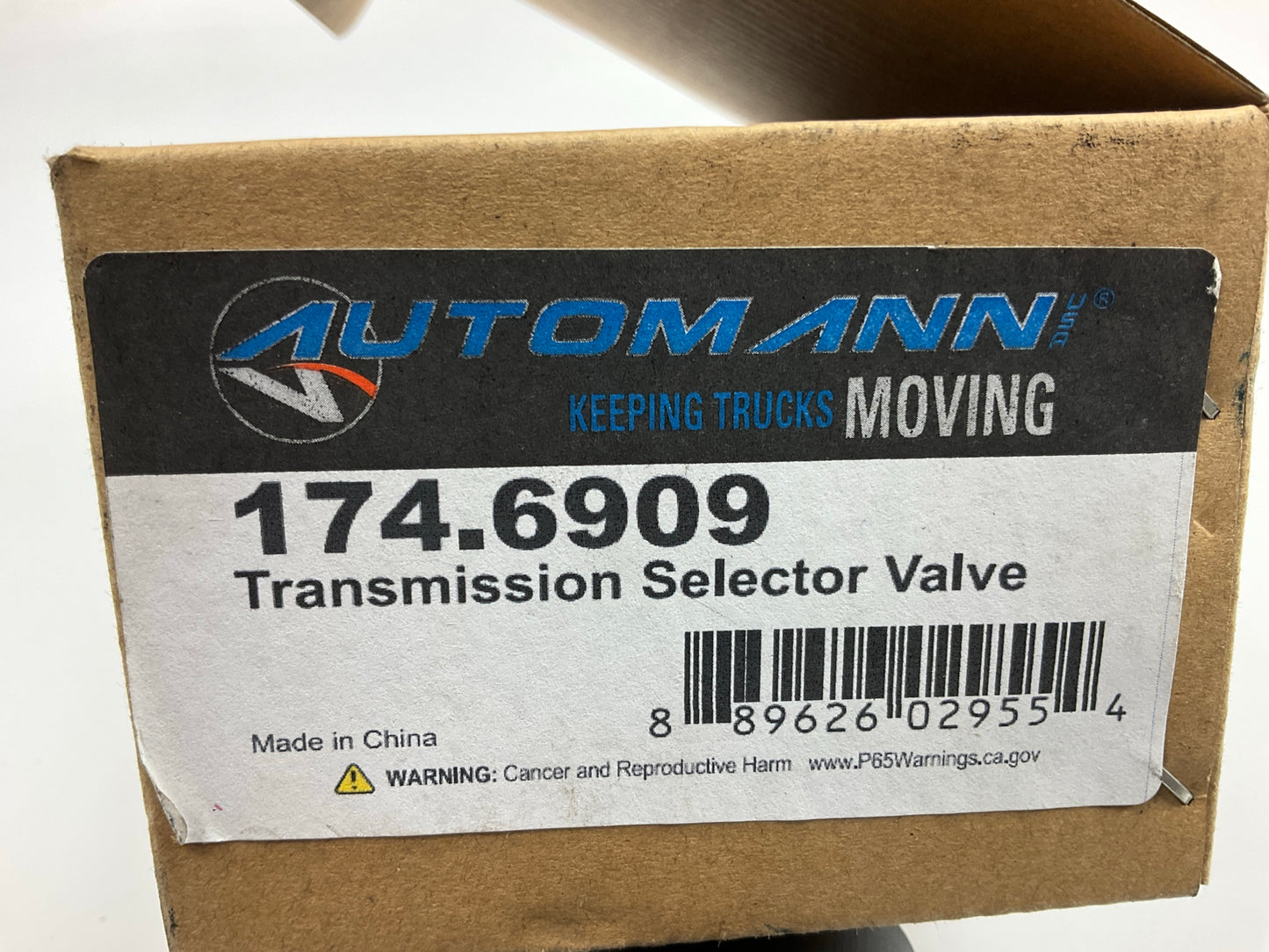 Automann 174.6909 Transmission Shift Knob For Eaton 9 / 10 Speed W/ Hi-Lo