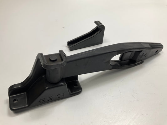 Automann HLK1020K Front Right Hood Latch For 2003-2008 Freightliner Columbia
