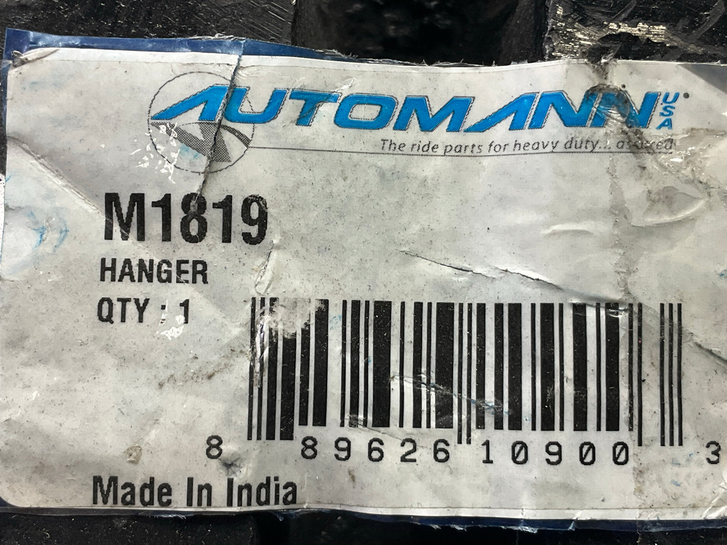 NEW With Label, Automann M1819 Leaf Spring Hanger Cast For Peterbilt 0202311M001
