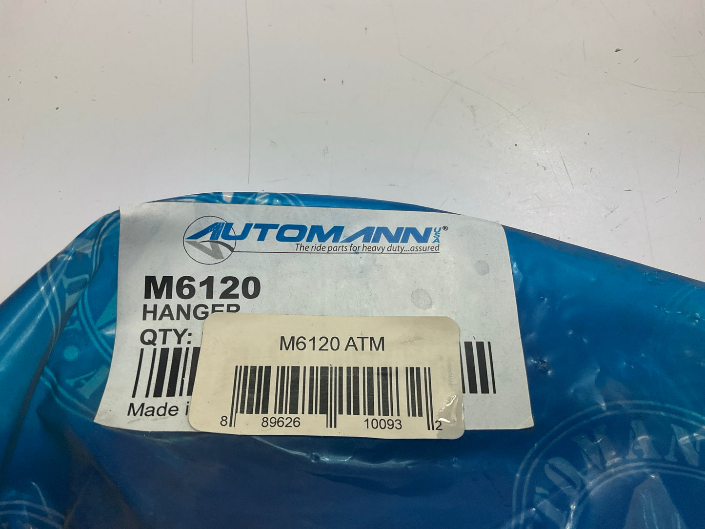 Automann M6120 - Front Under Moutn Hanger Narrow Undermount For Fruehauf