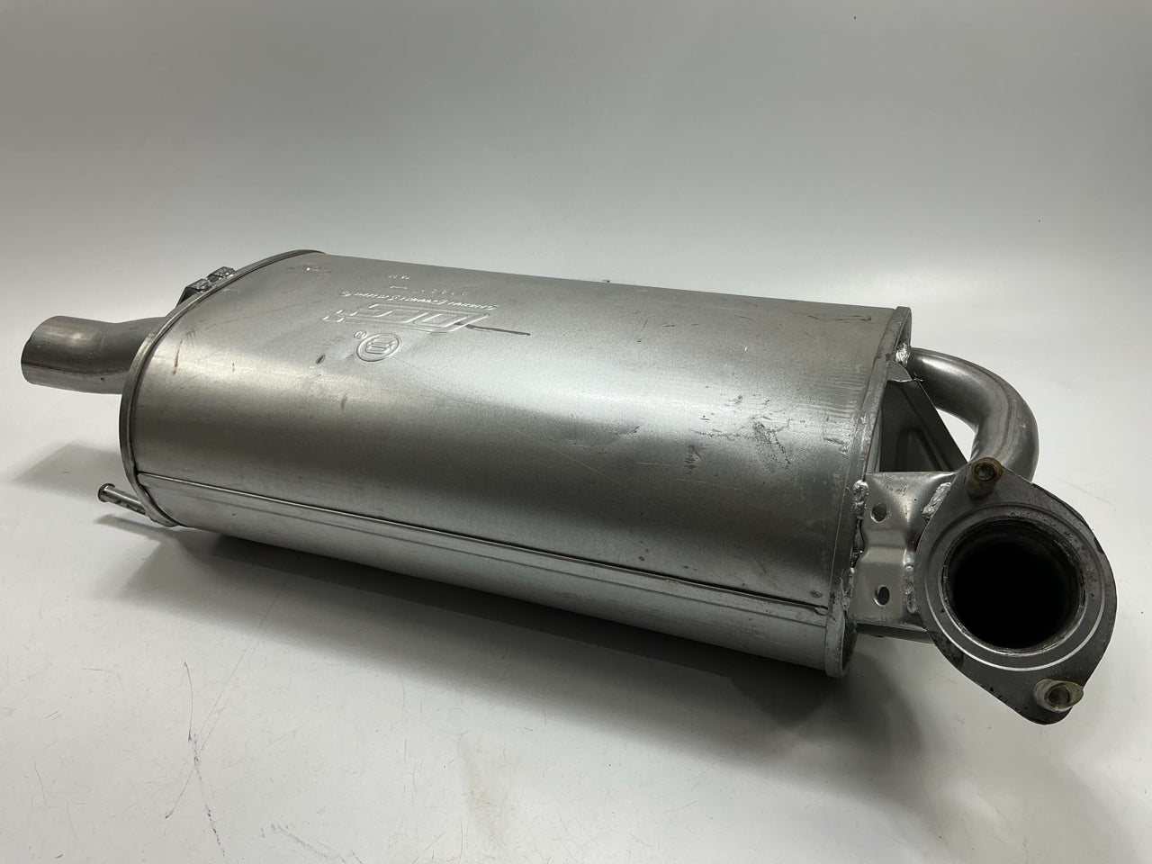 COSMETIC DAMAGE - API 2103-97851 Rear Exhaust Muffler 2004-06 Lexus ES330, Camry