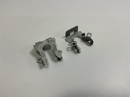 Auveco 15940 Headlight Component Pivot Retaining Clip Qty 25
