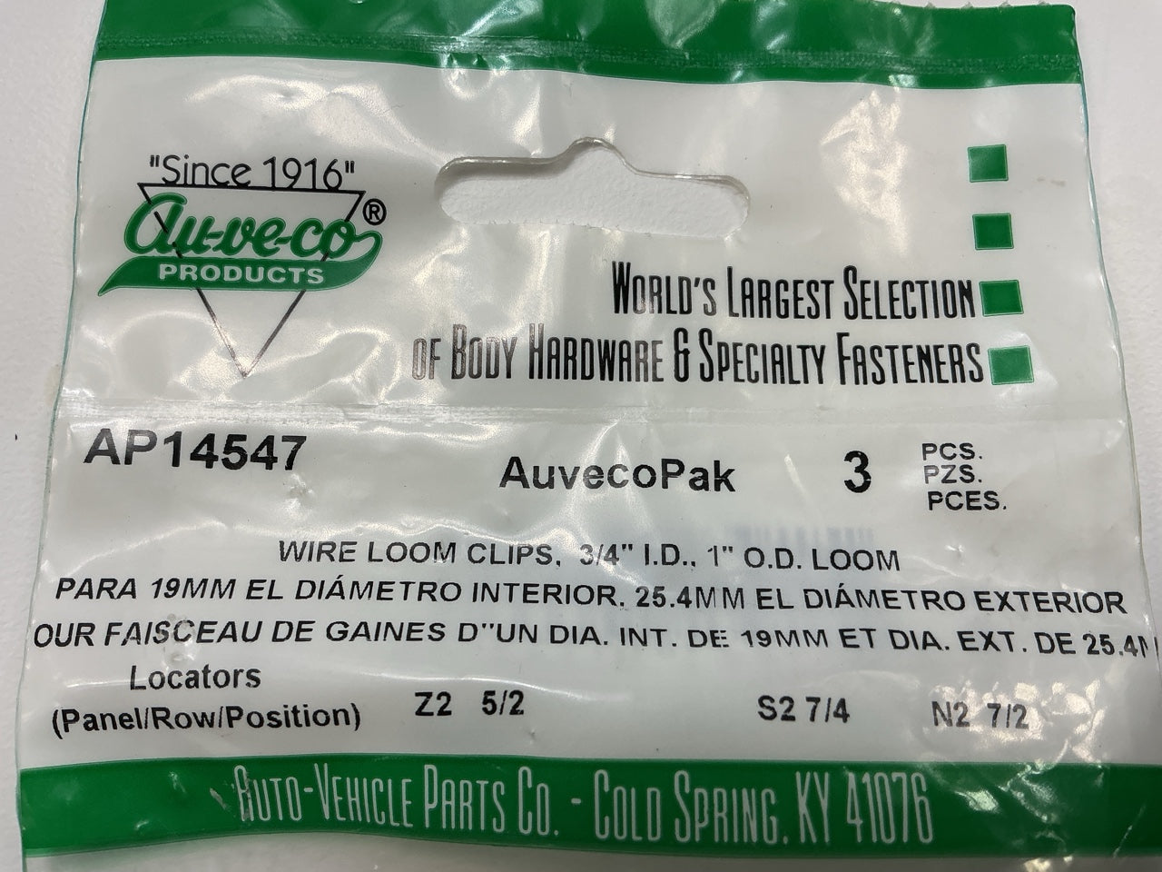 (18) Auveco AP14547 Wire Loom Routing Clip Retainer Conduit I.D. 3/4'' O.D. 1''