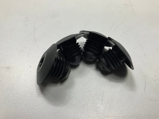 (100) Clips - Auveco AP20362 Bumper Cover Fascia Retainer Clips GM 15056810