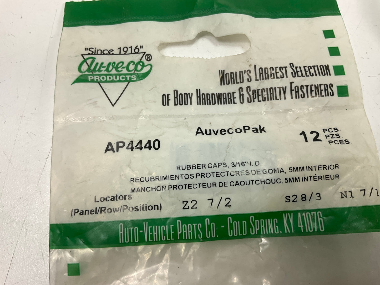 Auveco AP4440 Rubber Vacuum Caps For 3/16'' Diameter 9/16'' Length Qty 36