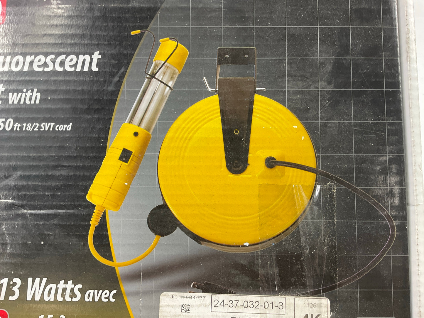 Bayco SL826 13w Fluorescent Work Light On 50 Feet Metal Retractable Reel