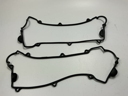 (2) Beck Arnley 036-1826 Engine Valve Cover Gasket Set