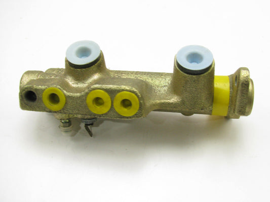 Beck Arnley 072-5689 Brake Master Cylinder For 1977-1983 Renault LeCar, 1976 R5