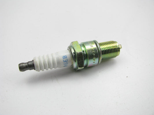 (4 PCS) BECK ARNLEY Spark Plugs 176-5109 NGK BR6EB