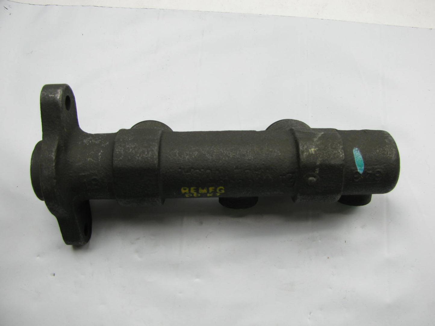 REMANUFACTURED Bendix R11983 Brake Master Cylinder