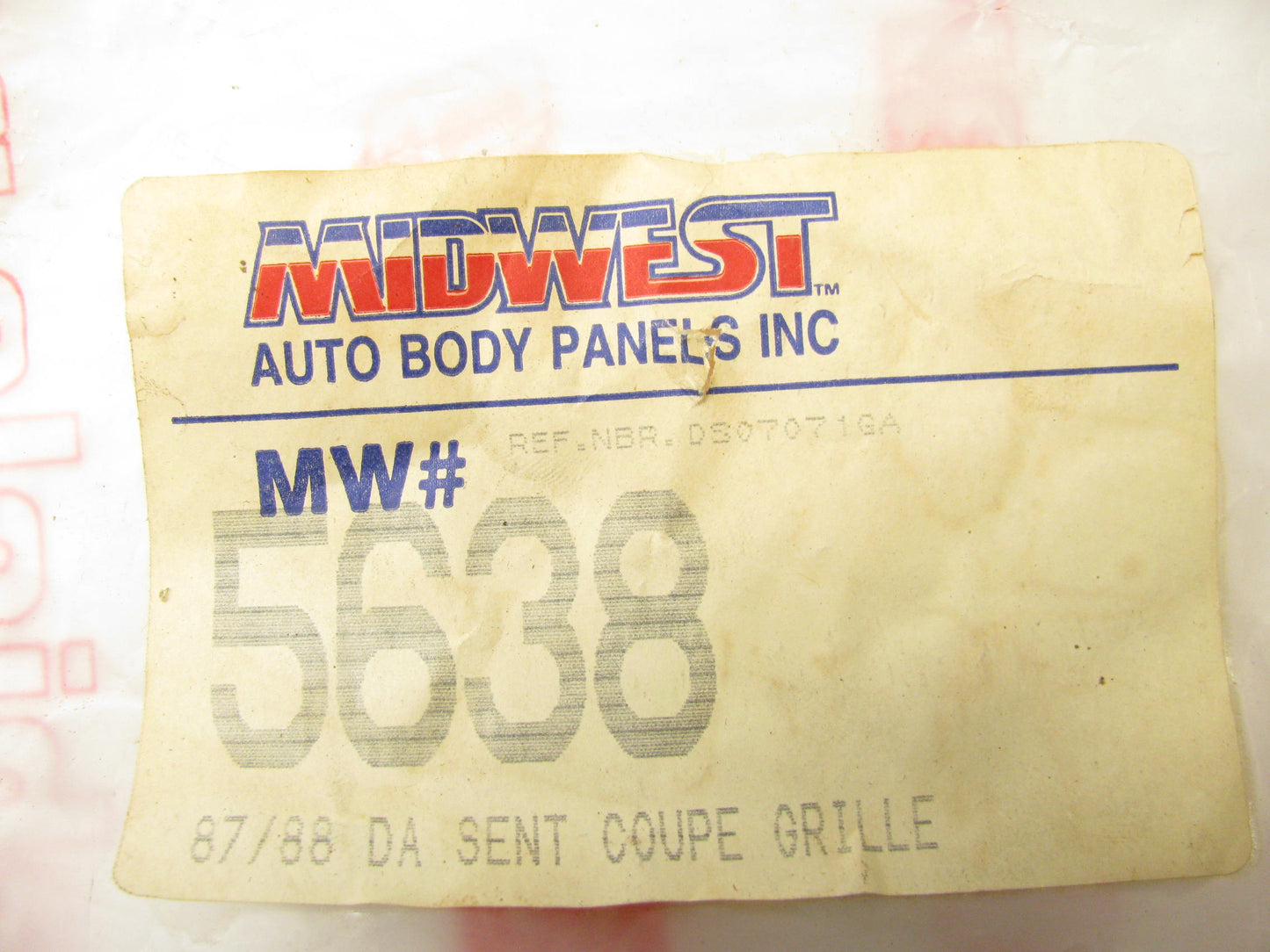 NEW - AFTERMARKET 5638 Grille For 1987-1988 Nissan Sentra Coupe