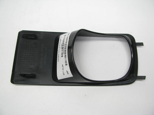 NEW - AFTERMARKET Fog Light Bezel Front Right CH1039139 For 2005-2007 Magnum
