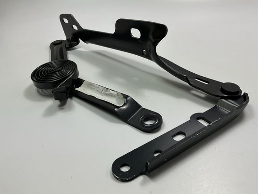 NEW - AFTERMARKET CVM2083AR Right Hood Hinge For 1981-1988 Chevrolet Monte Carlo