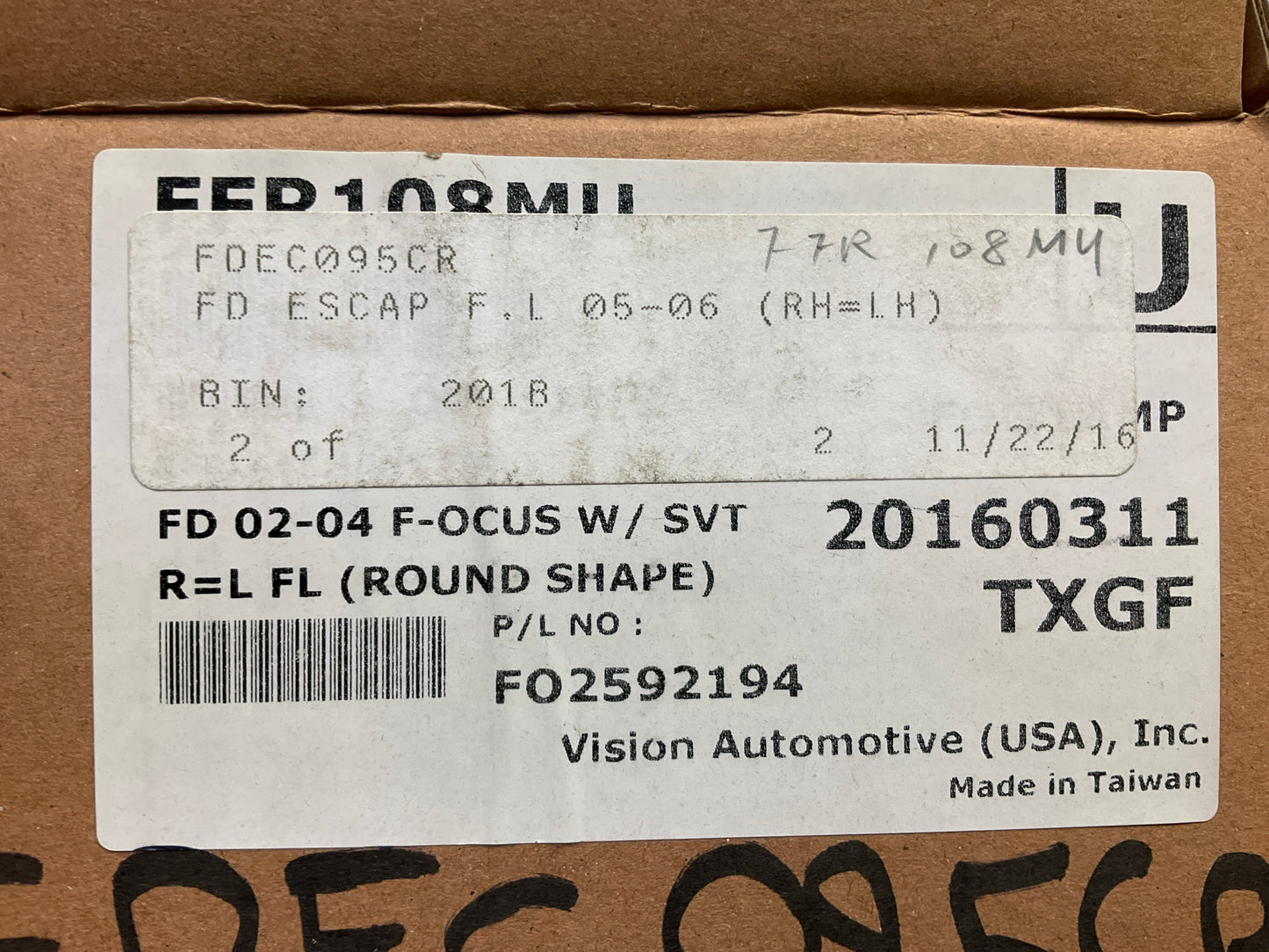 NEW AFTERMARKET Right / Left Fog Light Lamp 2002-05 Focus SVT