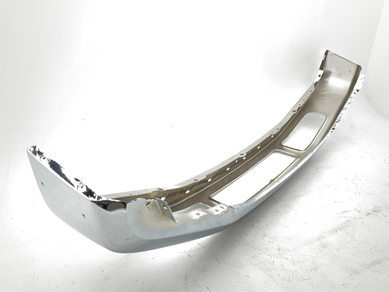 Chrome Steel Front Bumper W/ Molding Holes - 2008-2010 Ford F-450 SD Super Duty