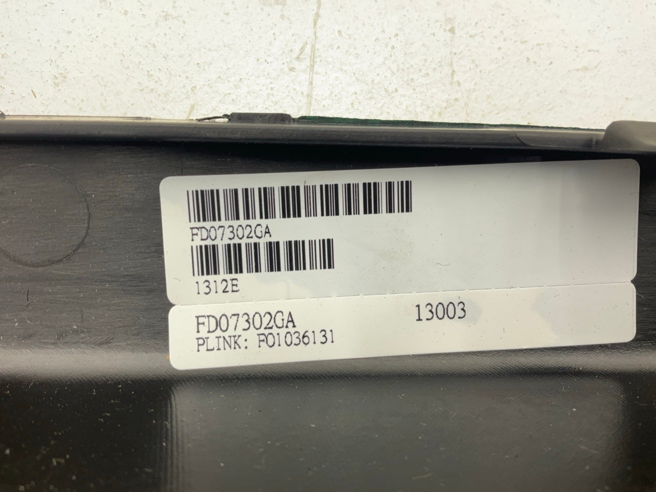 NEW AFTERMARKET FO1036131 Grille For 2009-2011 Ford Focus