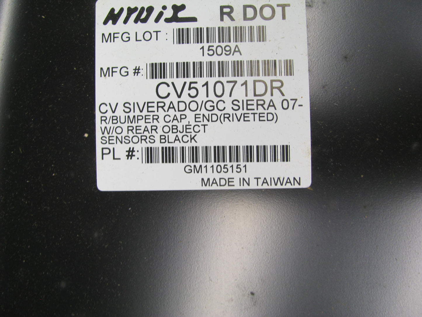 NEW AFTERMARKET REAR RIGHT Bumper End Cap W/O Parking Assist Sensor Holes