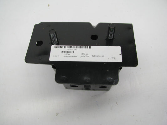 NEW NI1066122 Front Driver Side Bumper Bracket For 2000-2006 Nissan Sentra
