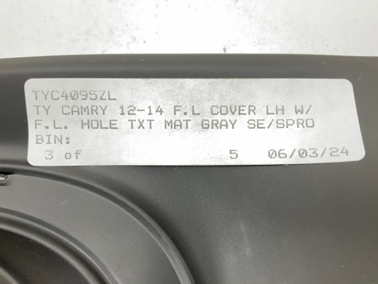 AFTERMARKET - Front Right Bumper Fog Light Lamp Cover