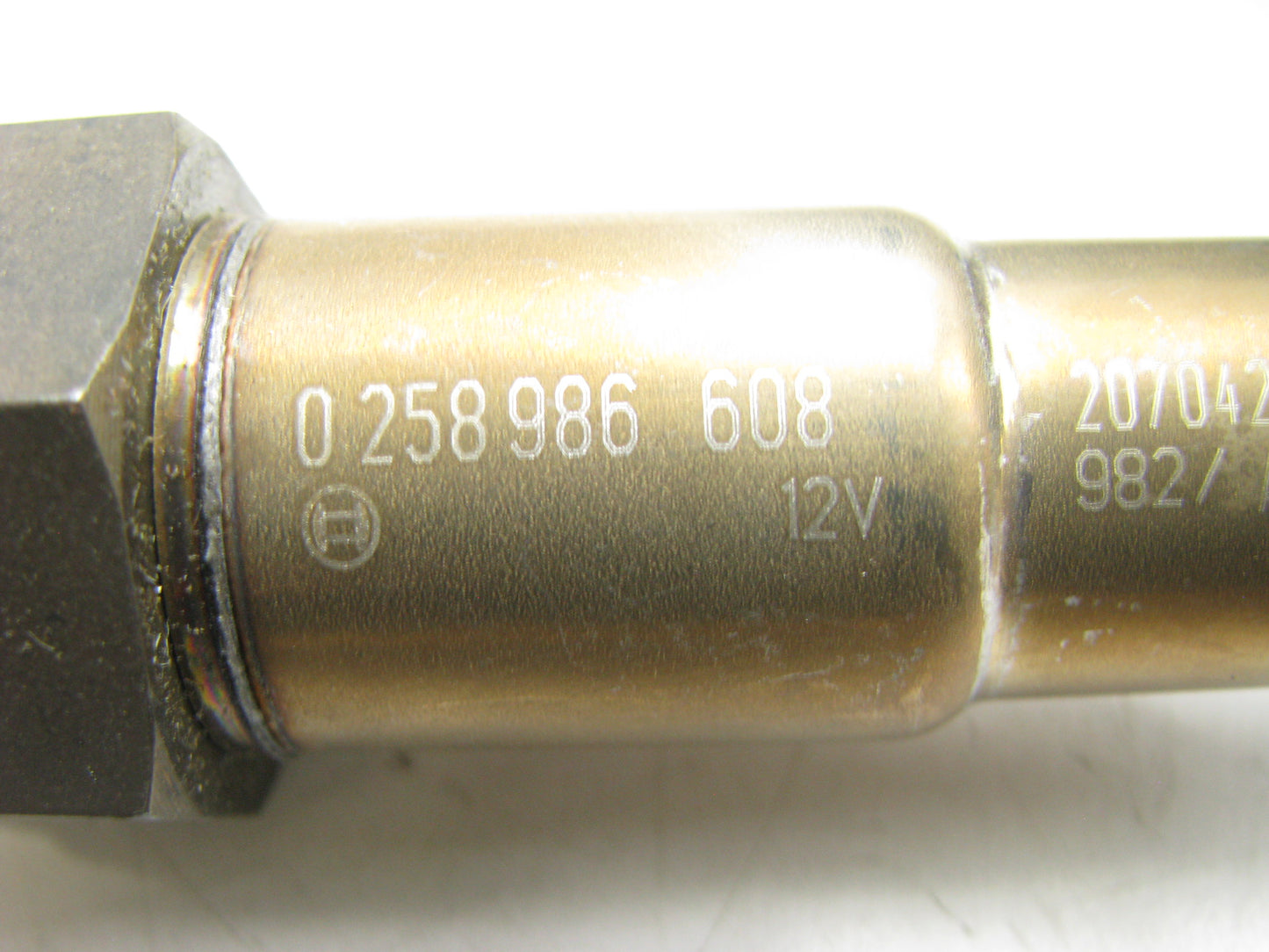 Bosch 0-258-986-608 Upstream Oxygen O2 Sensor Oldsmobile For 2001-03 Aurora 4.0L