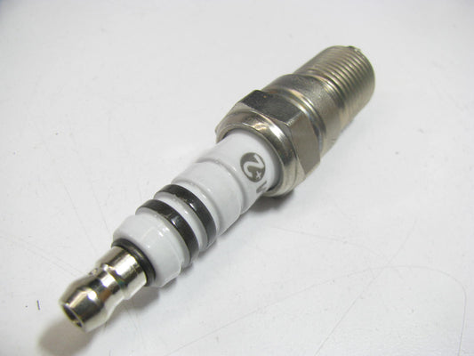 (4) Bosch 4304 Ignition Spark Plugs - Platnium +2
