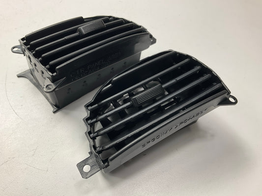 NEW - OEM Center Left & Right Dashboard A/C Air Vent For 2000-2002 Kia Sportage