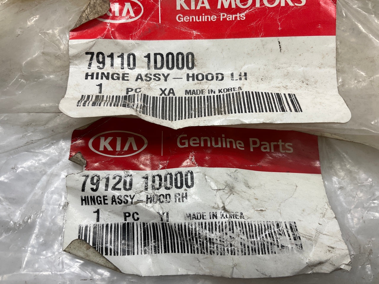 NEW GENUINE Left & Right Hood Hinge OEM For 07-10 Kia Rondo