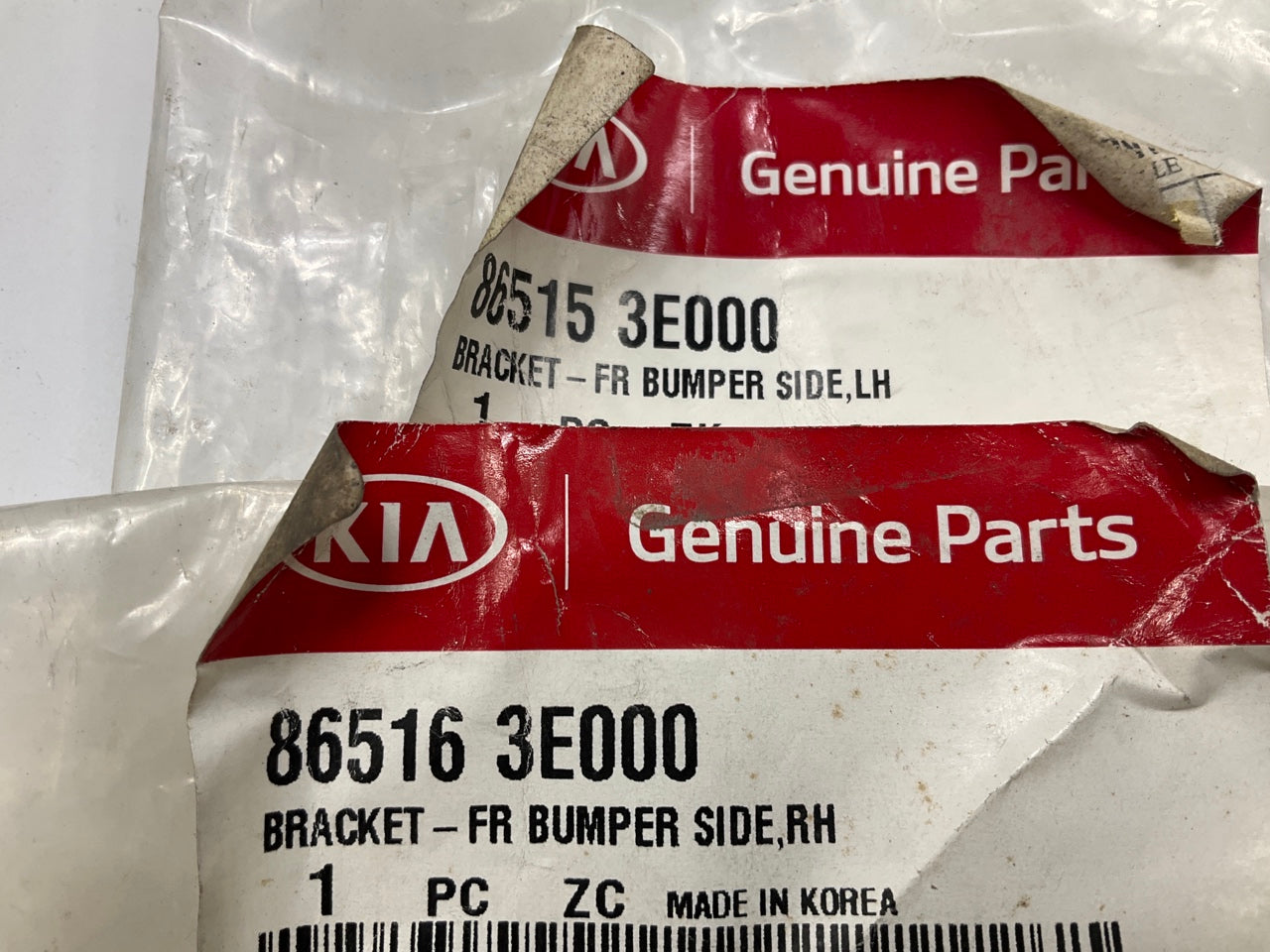NEW Front Bumper Cover Bracket, Left & Right Side OEM For 2003-2006 Kia Sorento
