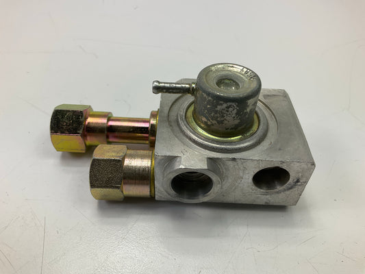 BWD 22871 Fuel Injection Pressure Regulator