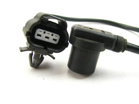 BWD CSS829 Engine Camshaft Position Sensor For 1998-2002 Mazda 626 2.5L-V6